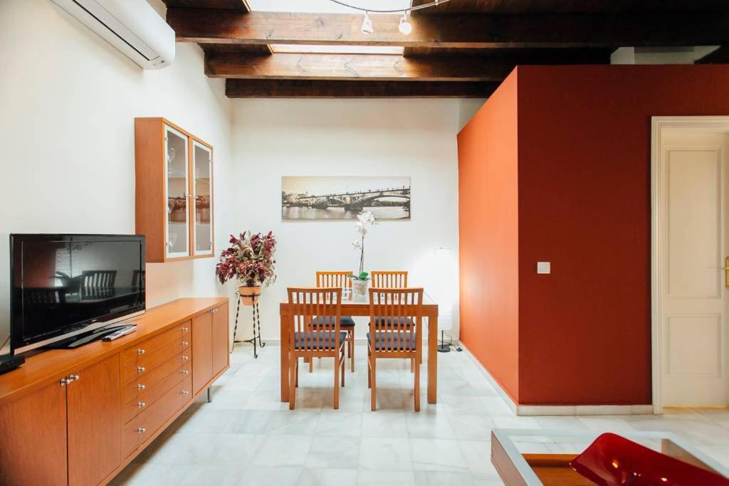 Precioso Apartamento En El Casco Antiguo De Triana 塞维利亚 外观 照片