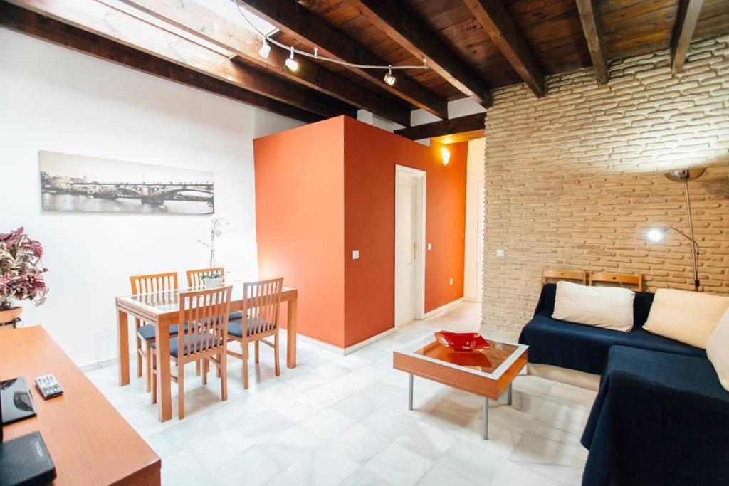 Precioso Apartamento En El Casco Antiguo De Triana 塞维利亚 外观 照片