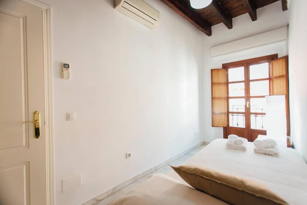 Precioso Apartamento En El Casco Antiguo De Triana 塞维利亚 外观 照片